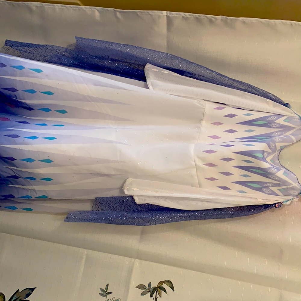 Elsa 2 kids dress 5/6 size